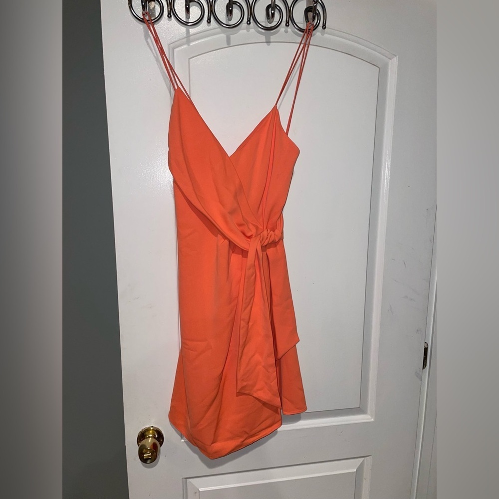 New! Alice + Olivia Katie Coral Tie Wrap Mini Dress 🧡 size 10 NWT! - Picture 11 of 14